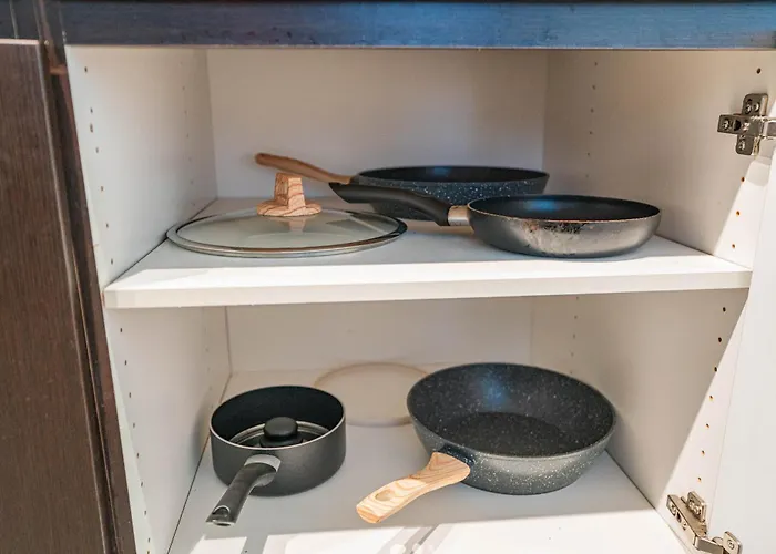 Near Asu Dt Phx Pool Gym Parking Wd